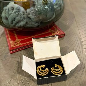 Vintage Avon Golden Braid Earring Set - gold - circa 1992!